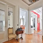 Luxurious apartment - Champs-Élysées